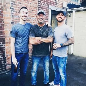 Meet your Posher, Travis